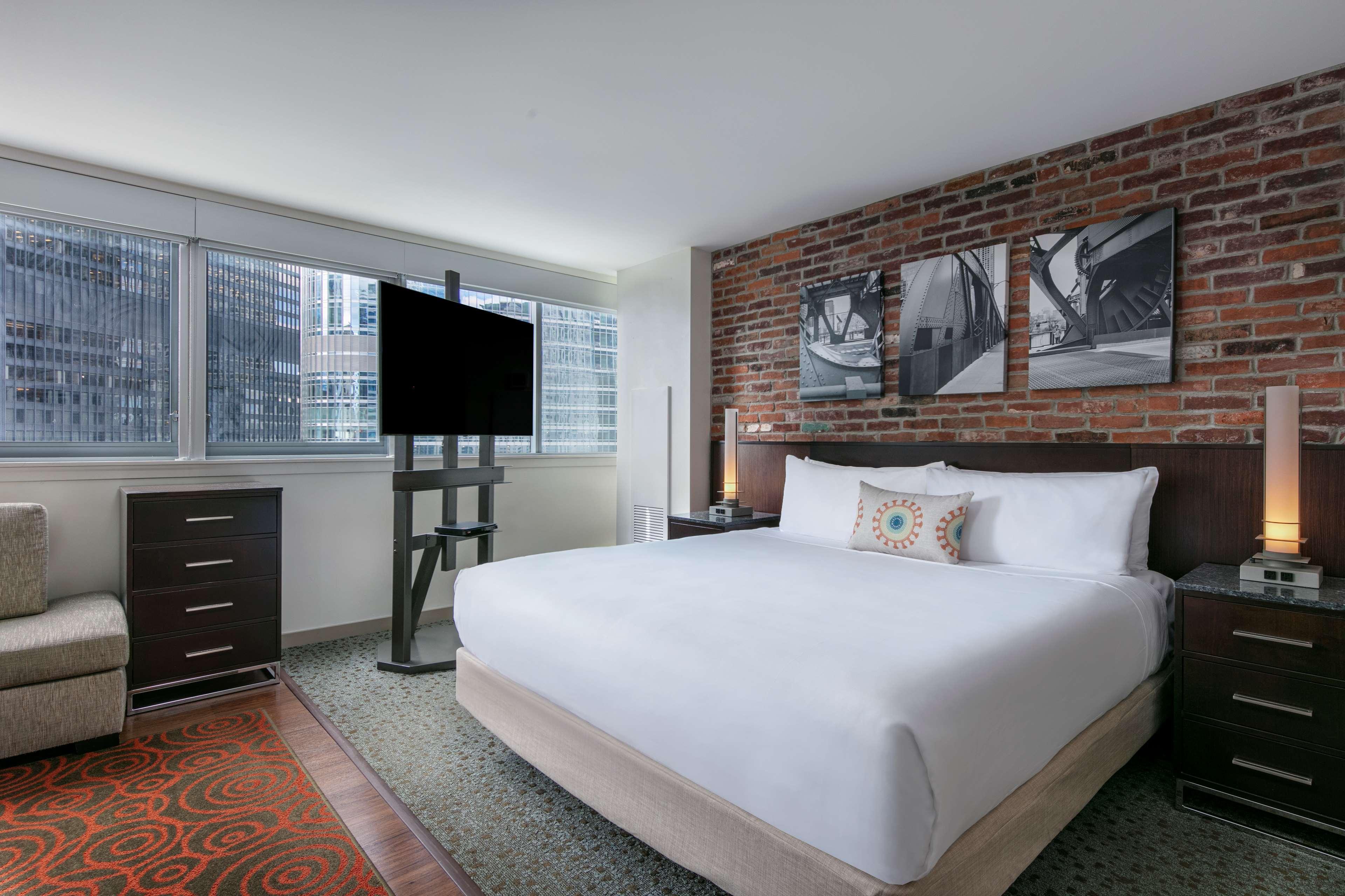 The Royal Sonesta Chicago Downtown Hotel Exterior photo