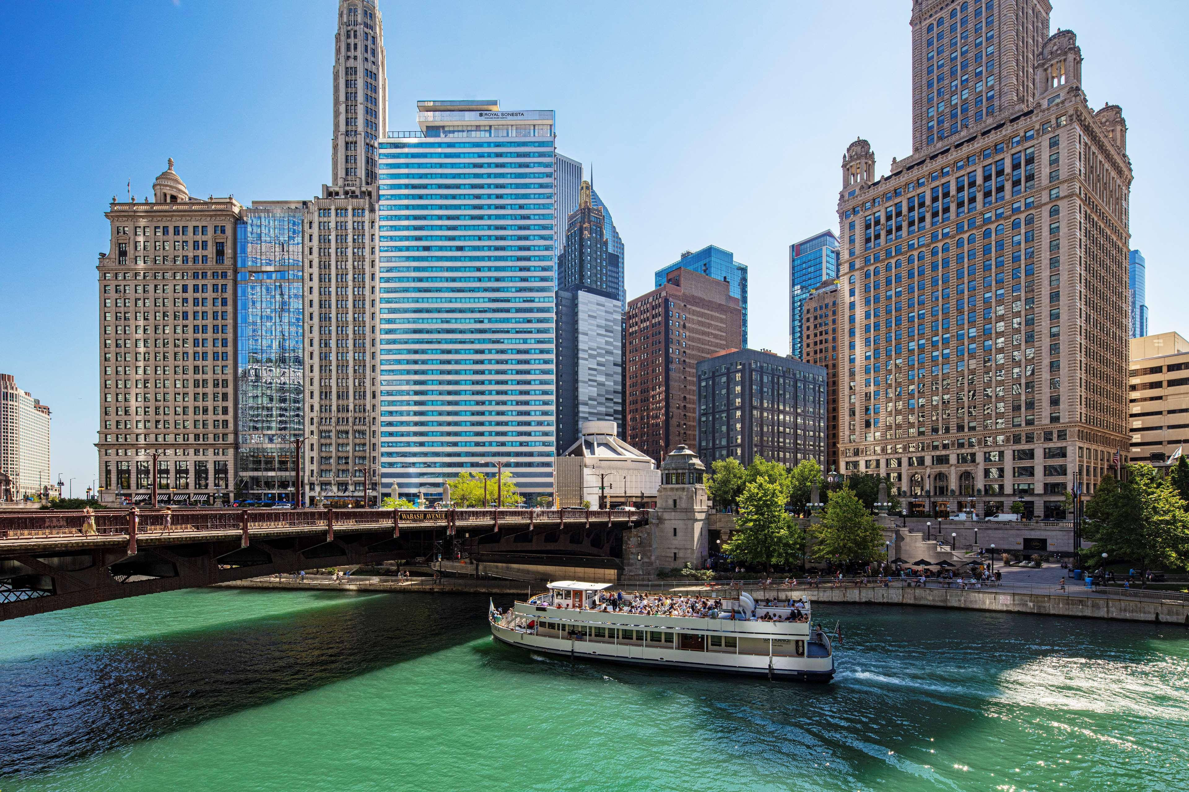 The Royal Sonesta Chicago Downtown Hotel Exterior photo